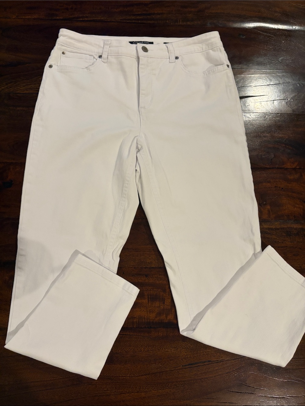 Jones New York Men’s White Slim Straight Jeans